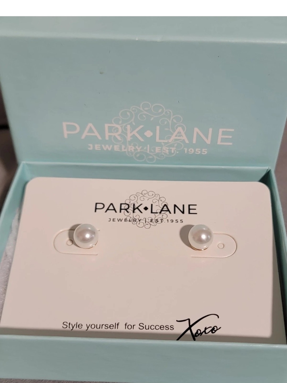 Park Lane Cream Pearl Stud Earrings